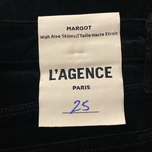 NEW L'AGENCE Margot High Rise Skinny Luxe Velvet 
Size 25” Color Noir - Picture 6 of 7